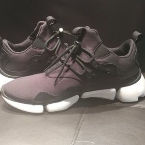 Nike Pocketknife shoes